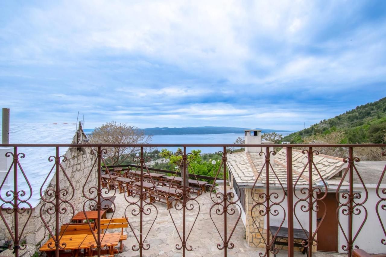 Miro * Baska Voda
