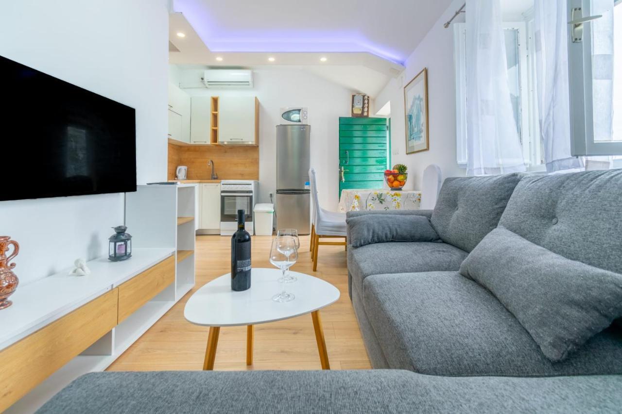Miro Apartment *